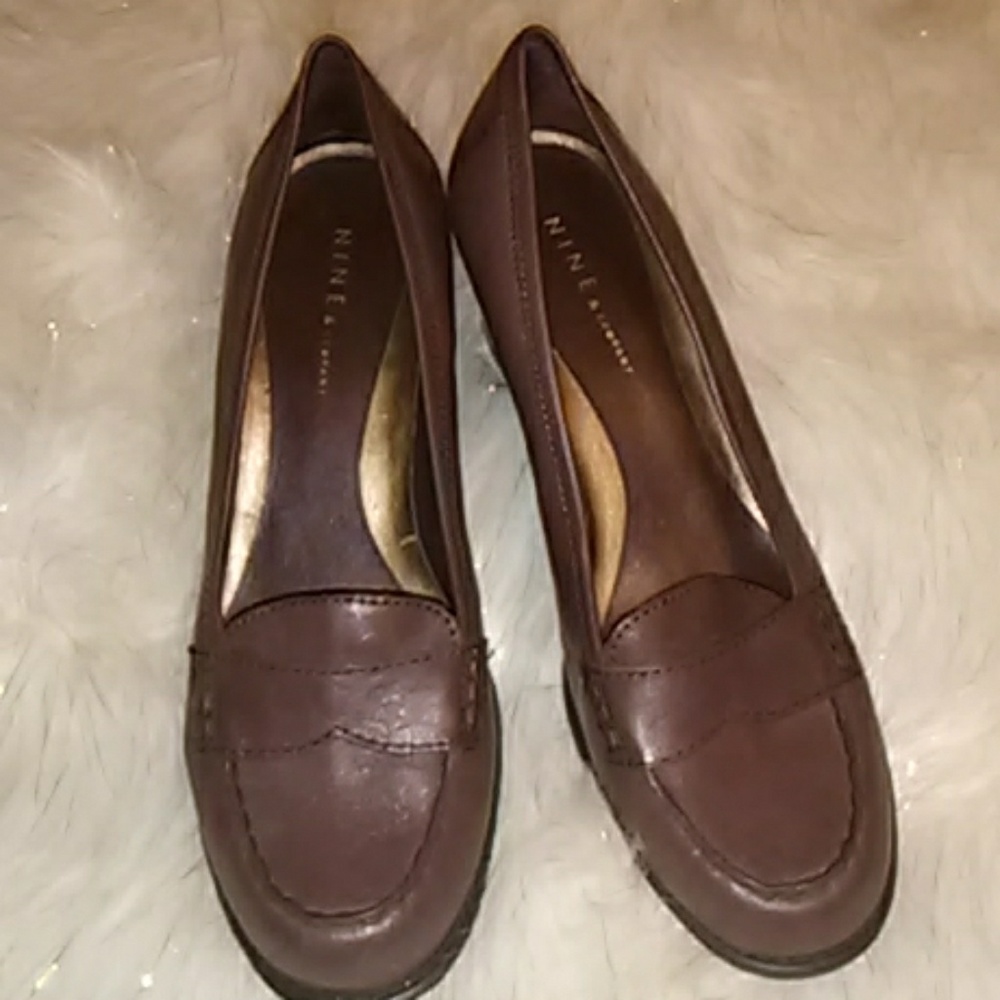 Ladies  nine and company  shoes